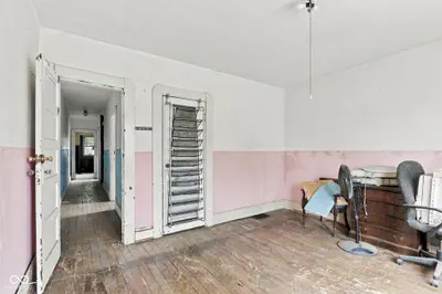 202 Addison, Indianapolis - 33