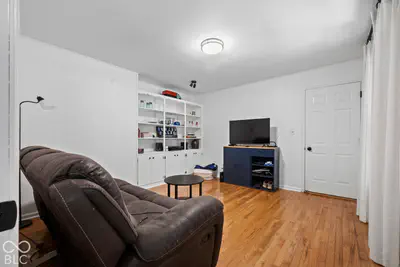 9110 Waymen Drive, Indianapolis - 12