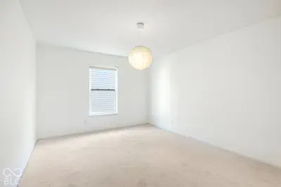 9533 Lantern Lane, Pendleton - 23