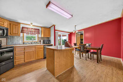 2248 State Road 58, Seymour - 19