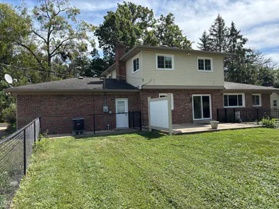 1656 150, Greenfield - 32