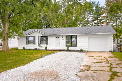 420 Redwood Drive, Seymour - 43