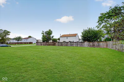 2203 Summerfield Drive, Plainfield - 27