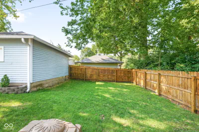 4060 Broadway Street, Indianapolis - 33