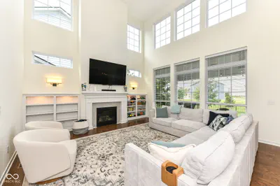 15679 Woodford Drive, Westfield - 8