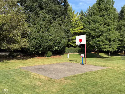 8220 Forward Pass Road, Indianapolis - 54