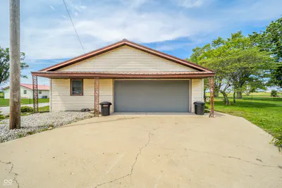 2513 W 300 S, Shelbyville - 23