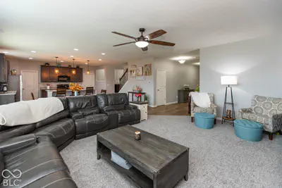 8284 Terryglass, Avon - 30