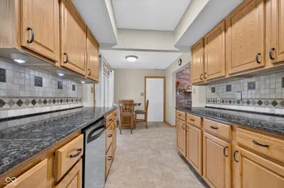 13344 Nottingham Road, Fishers - 11