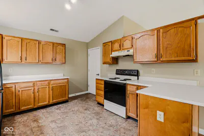 206 Bishop, Seymour - 20