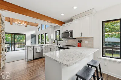 6272 Grosbeak Court, Nineveh - 4
