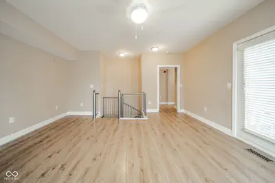 355 Ohio Street, Indianapolis - 43