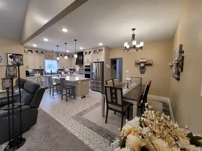 1485 Monroe Way, Rushville - 28