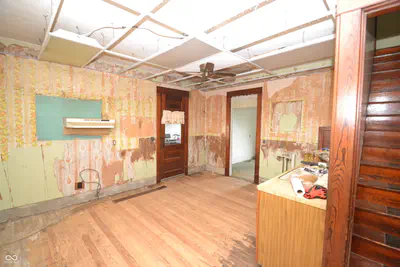 1606 County Road 1350, Kempton - 37