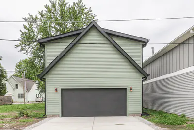1306 Saint Clair Street, Indianapolis - 64