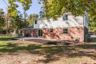 821 Merry Lane, Greenwood - 56