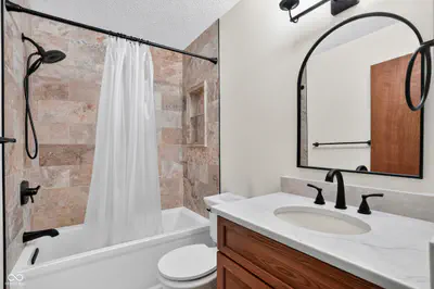 7990 Springwater Circle, Indianapolis - 10