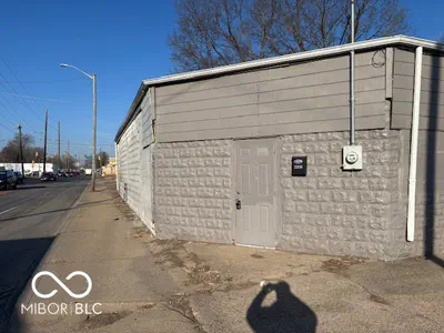 2206 10th Street, Indianapolis - 16