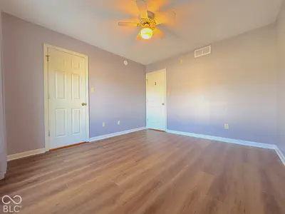 644 Sherwood Hills Drive, Bloomington - 8