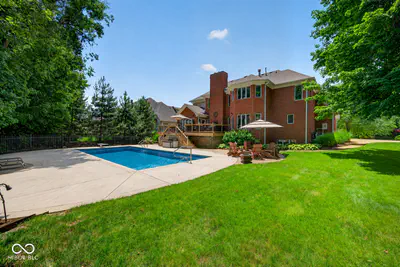 1981 Caledonian Court, Greenwood - 86