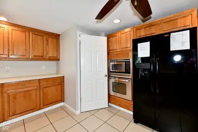 1075 600, Greenfield - 11