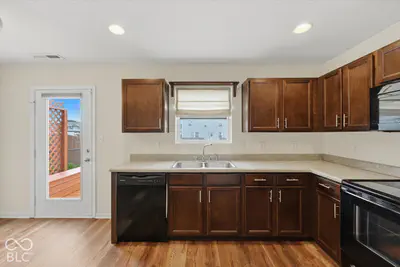 906 Olmsted, Shelbyville - 14