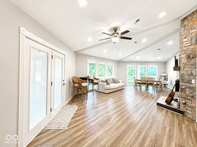 50 Woodlawn Village, Mitchell - 6