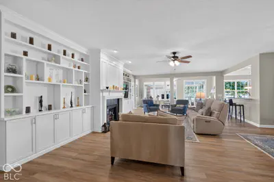 16171 Oakford Trail, Fishers - 14