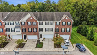9013 Mercer Drive, Fishers - 33