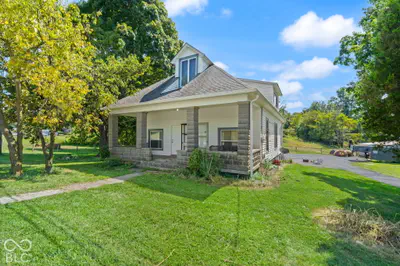 11409 Highway 150, Greenville