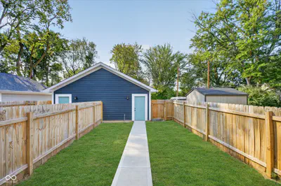 623 39th Street, Indianapolis - 24