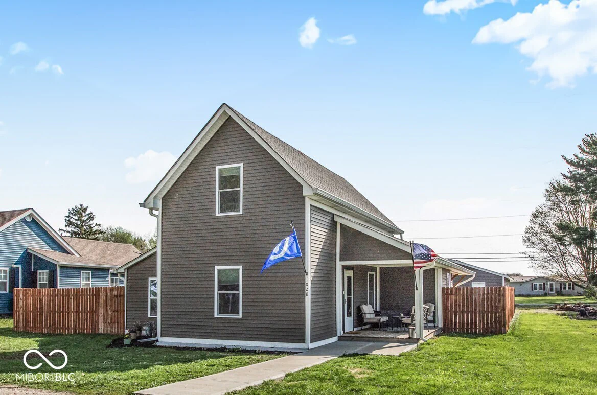 1028 Walnut Street, Lapel