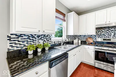 3992 Rowlett Place, Carmel - 25