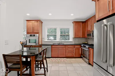 4546 N Pennsylvania Street, Indianapolis - 12