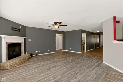 8233 Crackling Lane, Indianapolis - 18
