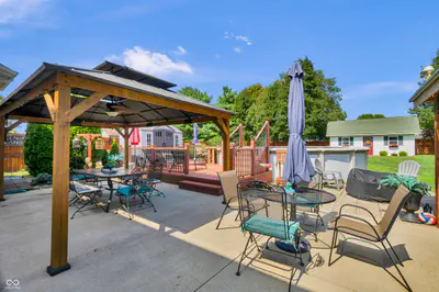 5522 River Birch Drive, Columbus - 53