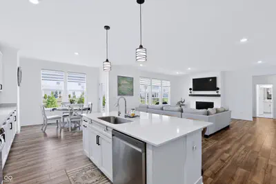 15352 Manderley Street, Fishers - 15