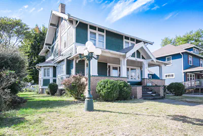 718 S Walnut Street, Seymour - 3