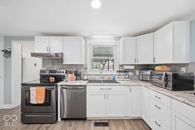 6425 125 Road, Whiteland - 12