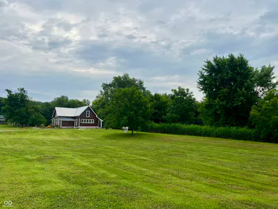 8122 Hall School Road, Monrovia - 59