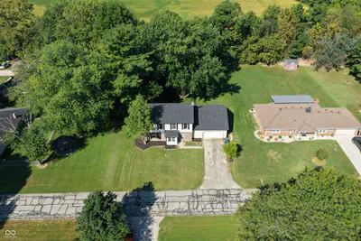 1509 Buckeye Road, Muncie - 23
