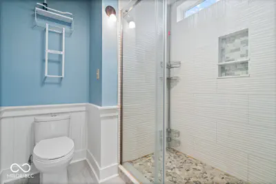 8140 Burnett Boulevard, Avon - 24