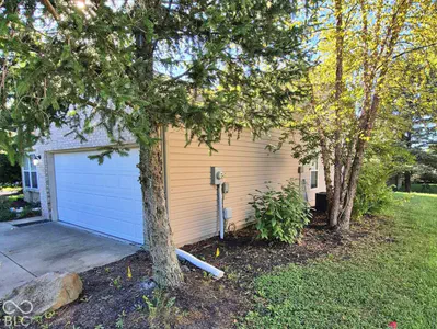 8351 Brambleberry Drive, Indianapolis - 2