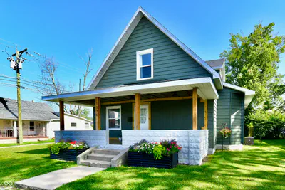 1526 N B Street, Elwood