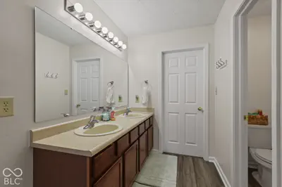 7829 Sergi Canyon Drive, Indianapolis - 41