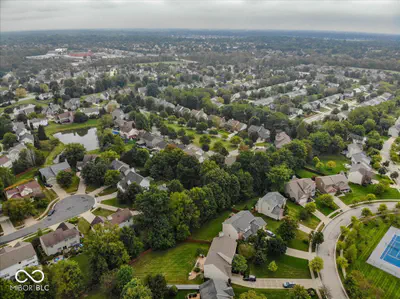 11979 Sellerton Drive, Fishers - 44