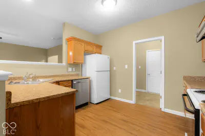 2322 Middle View Drive, Columbus - 17