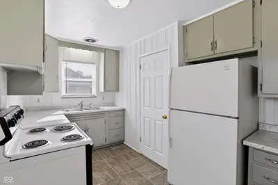 506 Lawrence Avenue, Indianapolis - 11