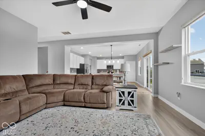 9116 Casey Road, Pendleton - 16