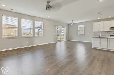 2409 Oakmont Drive, Plainfield - 8